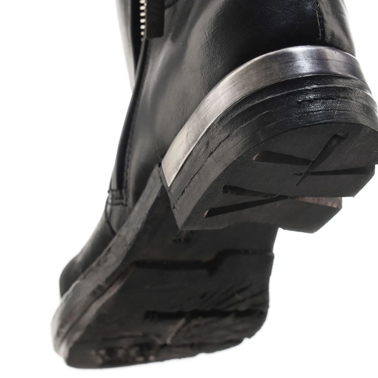 A.S.98 STIEFELETTEN AGULIA