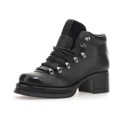 A.S.98 STIEFELETTEN CRARY