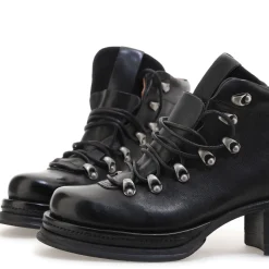 A.S.98 STIEFELETTEN CRARY