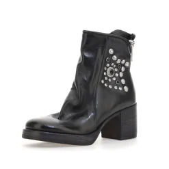 A.S.98 STIEFELETTEN PEONY