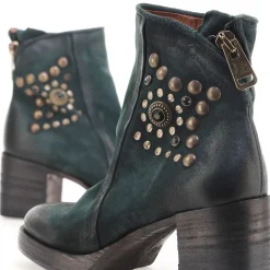 A.S.98 STIEFELETTEN PEONY